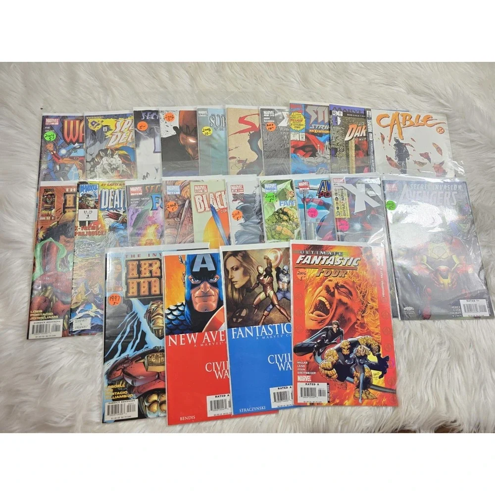 Marvel Comics - 24 Comic Books! Random Assortment Comics Great Condition! B20